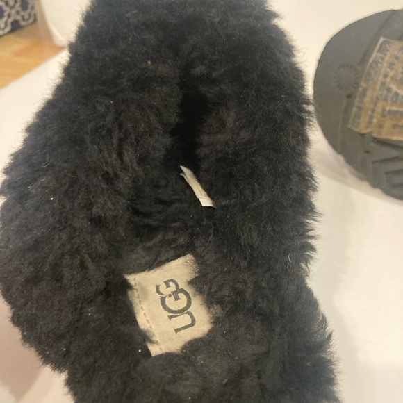 UGG Disquette Chopd Black Suede Slippers #1129230 size 7 - Picture 7 of 8
